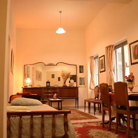 Apartment Art Deco Piraeus